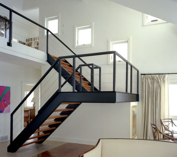 gia c&ocirc;ng cầu thang sắt đ&agrave; nẵng